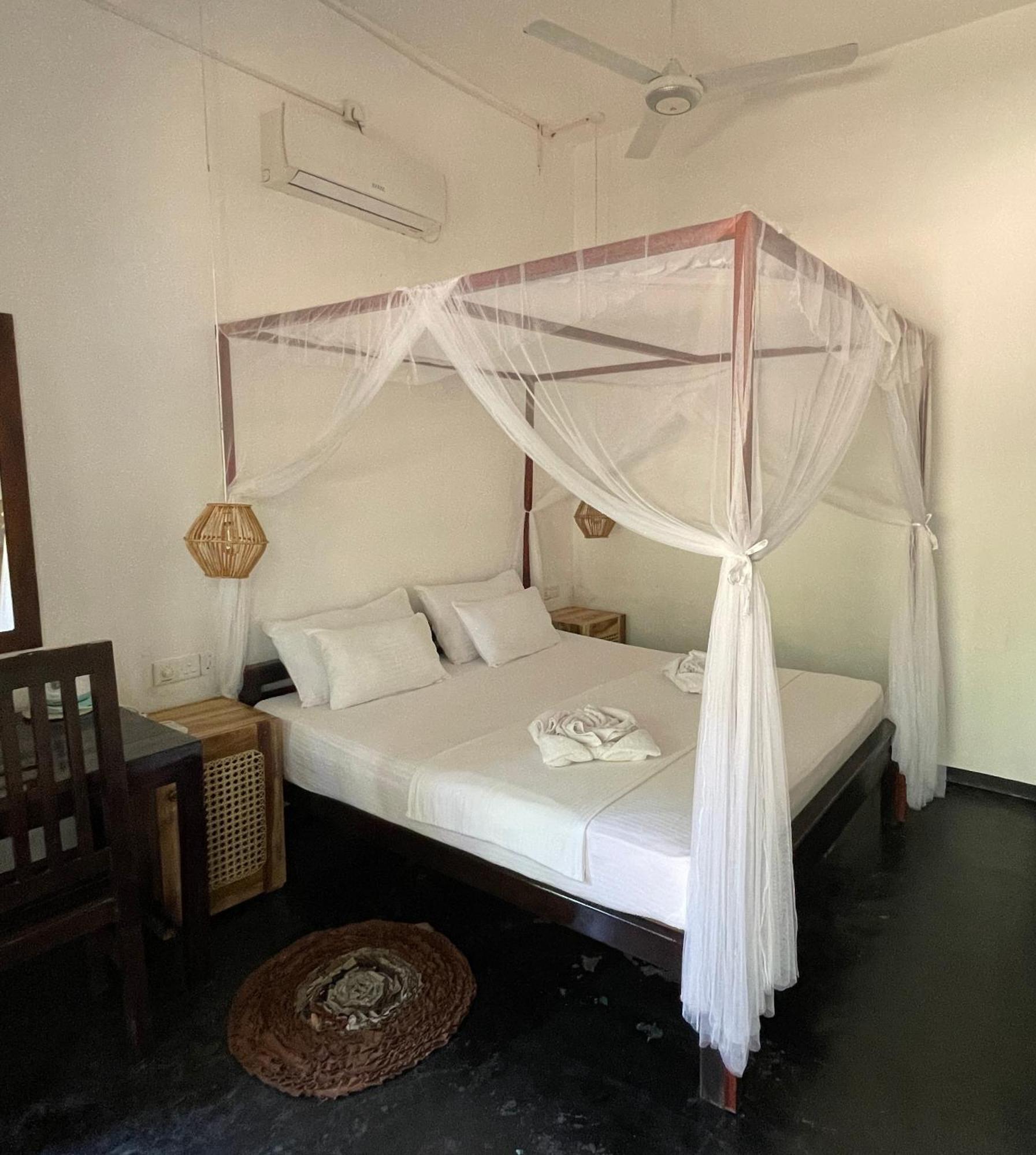 Auberge de jeunesse Agra Arugambay à Baie d'Arugam Extérieur photo